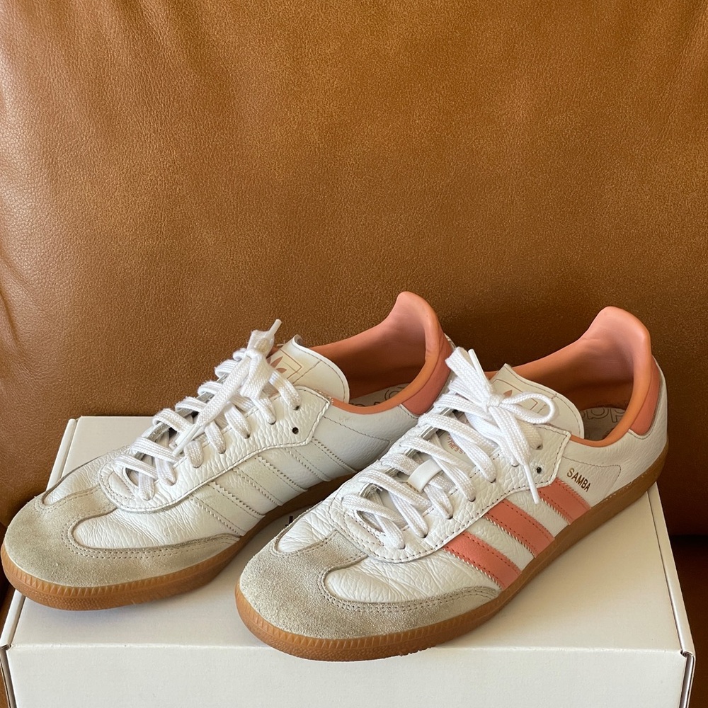 Adidas Samba White and Coral Sneakers - Picture 2 of 8